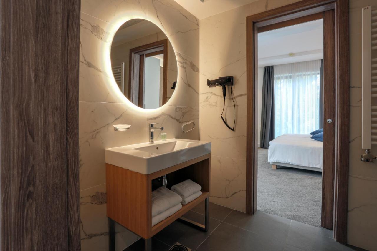 Hotel Mir ซลาตีบอร์ ภายนอก รูปภาพ