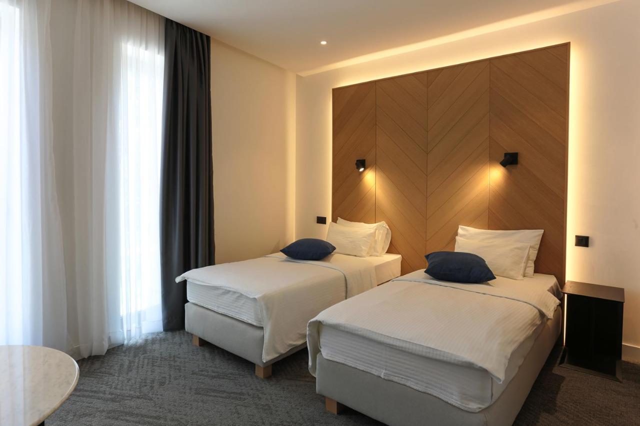 Hotel Mir ซลาตีบอร์ ภายนอก รูปภาพ