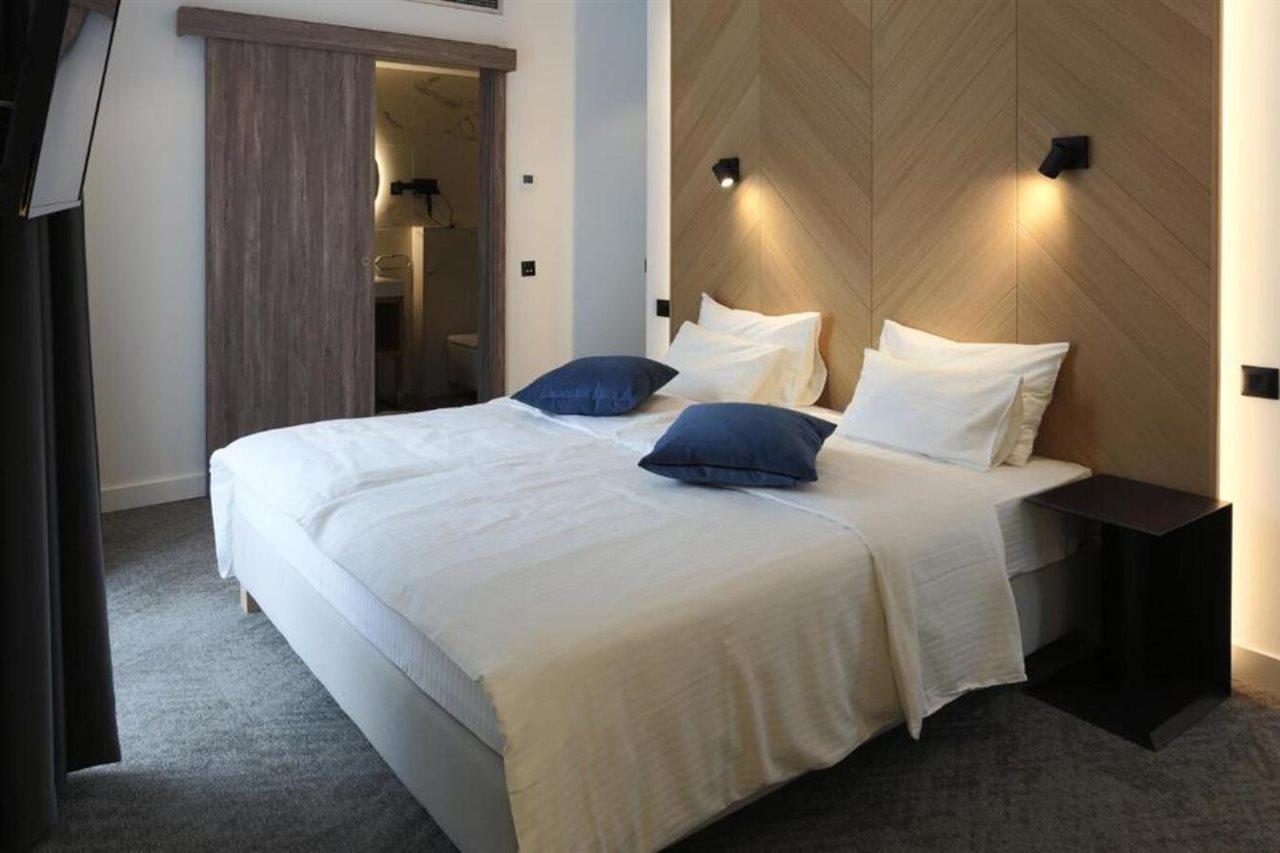 Hotel Mir ซลาตีบอร์ ภายนอก รูปภาพ