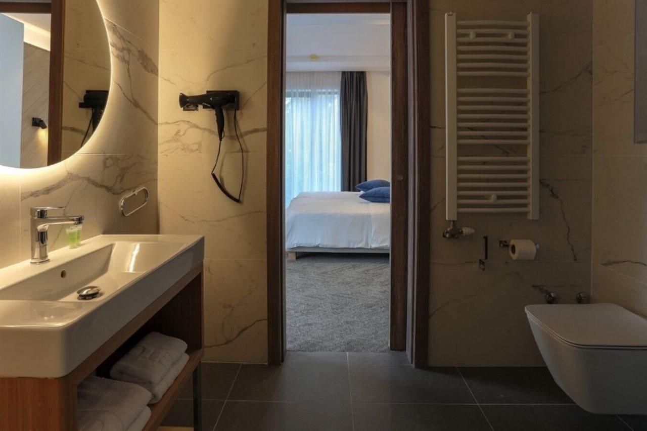 Hotel Mir ซลาตีบอร์ ภายนอก รูปภาพ