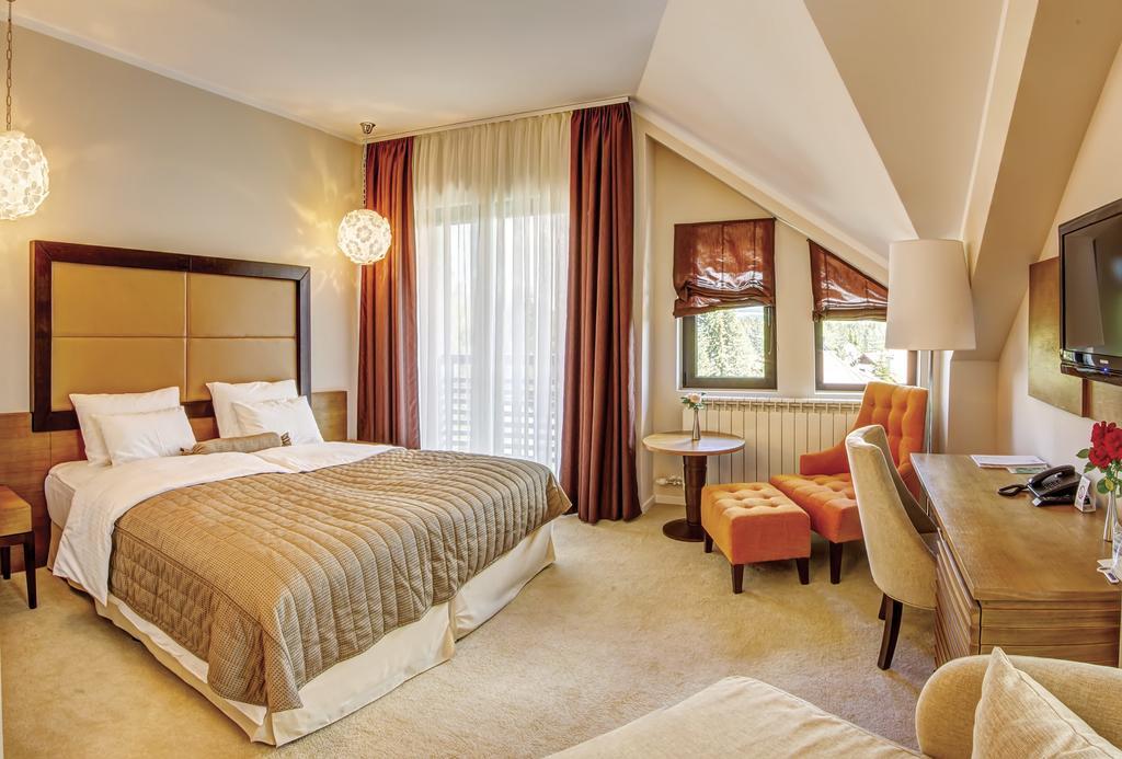 Hotel Mir ซลาตีบอร์ ภายนอก รูปภาพ