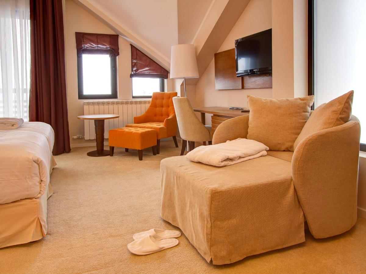 Hotel Mir ซลาตีบอร์ ภายนอก รูปภาพ